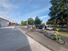 Výlet na bicykloch 2022 - dekoratívna grafika